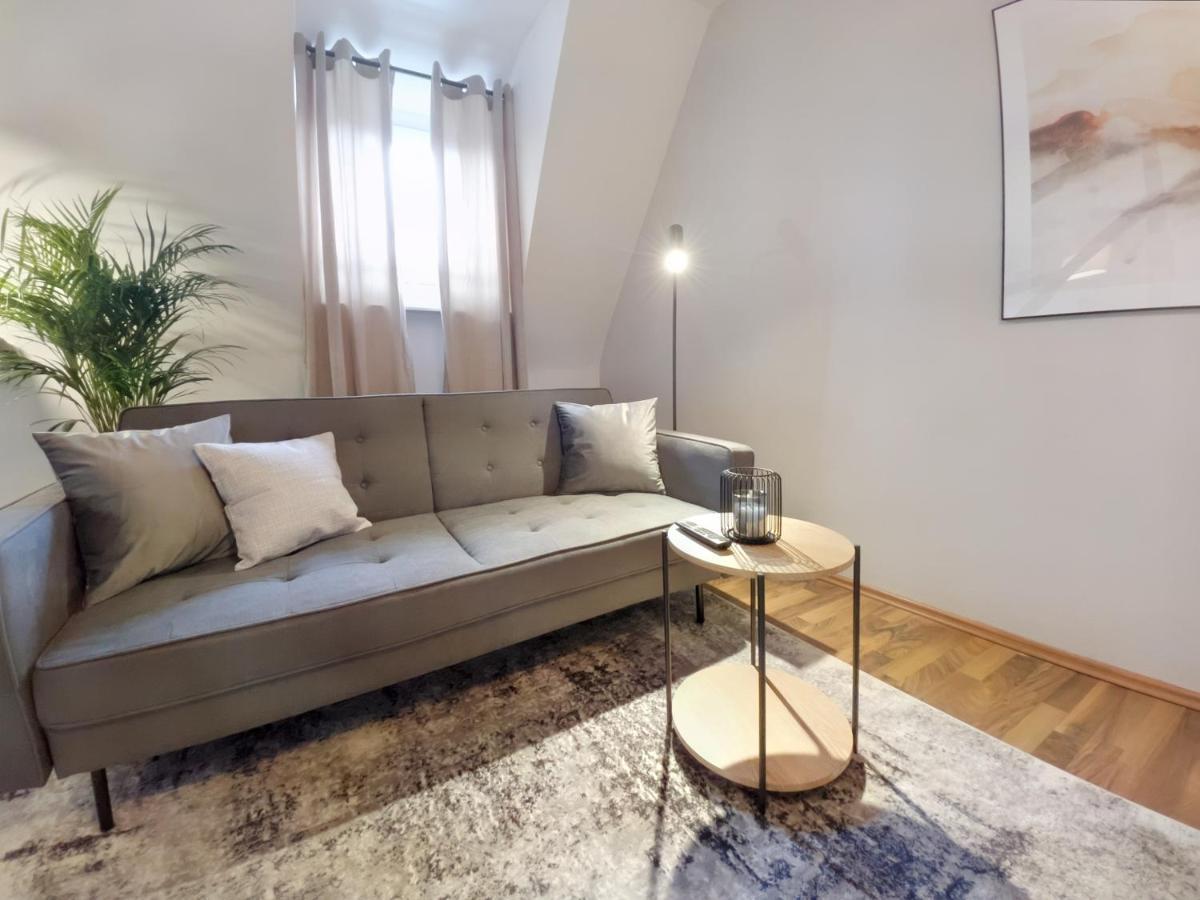 Milpau Recklinghausen1 - Modernes Und Zentrales Premium-Apartment Mit Queensize-Bett, Netflix, Nespresso, Smart-Tv Und Privatparkplatz Екстер'єр фото